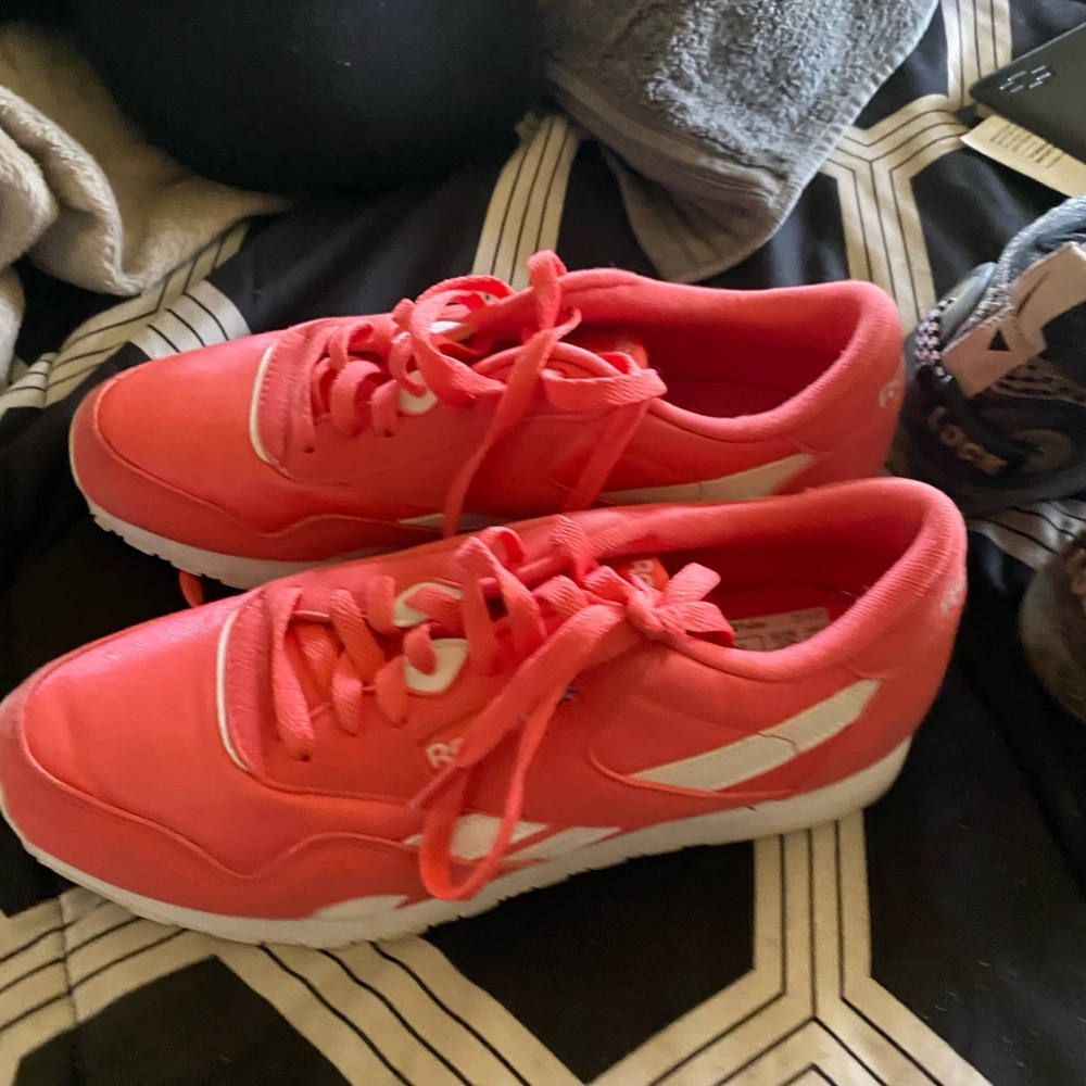 Brand new. Classics